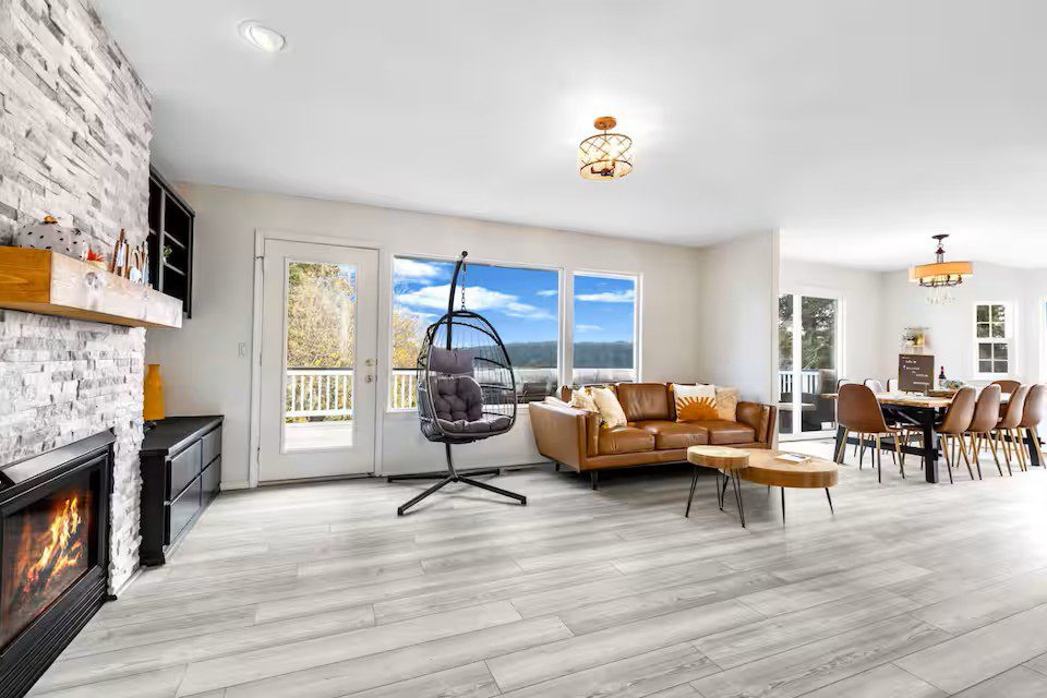 Short Term Rental Companies in Los Angeles
